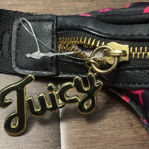 Juicy Couture City Excursion Crossbody BUM Belt BAG / Waist Hip Fanny Pack - Picture 4 of 8